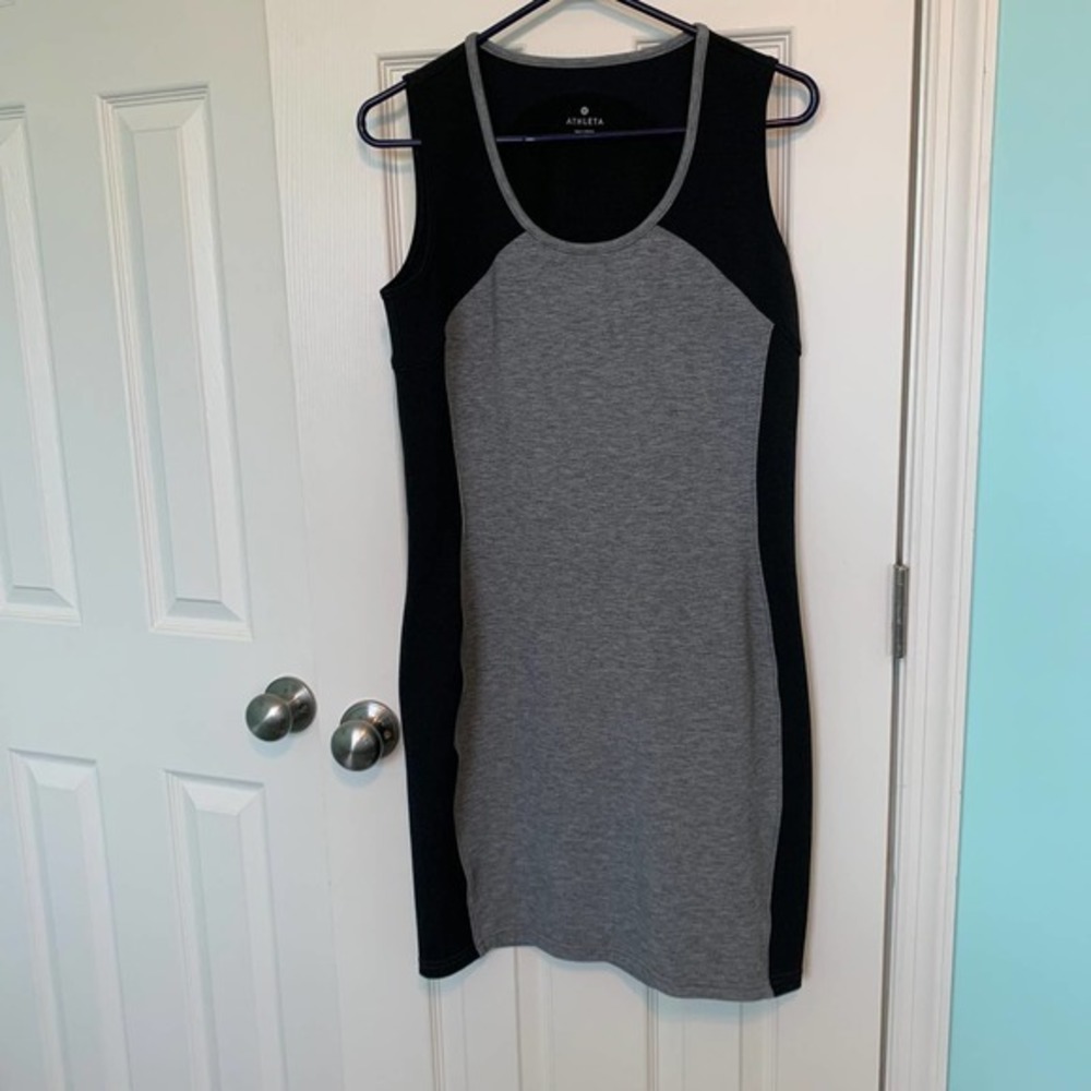 Athleta Size Medium Gray Black Fuse Colorblock Bodycon Dress